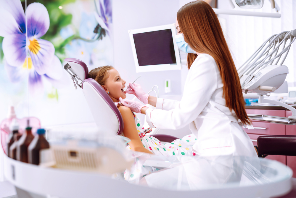 when should your child have their first dental visit
